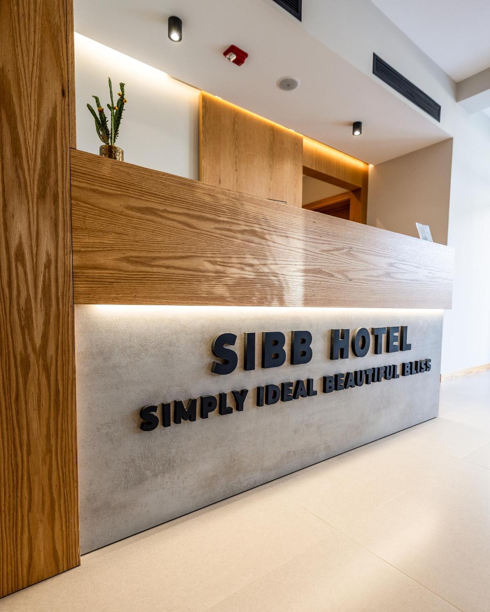 Sibb Hotel Тирана Экстерьер фото